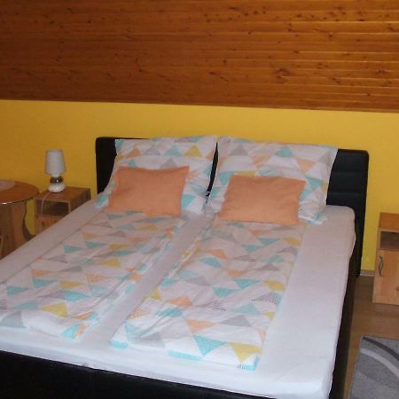 To Vendeghaz Hotell Debrecen Exteriör bild