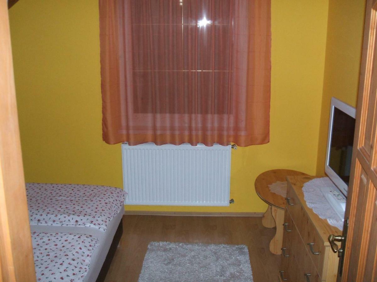 To Vendeghaz Hotell Debrecen Exteriör bild